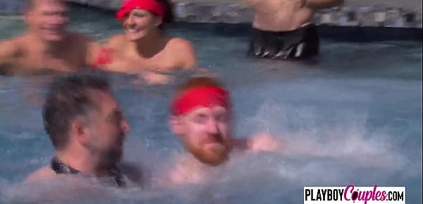  Couples steam things up as they get together in the pool for steamy foreplay